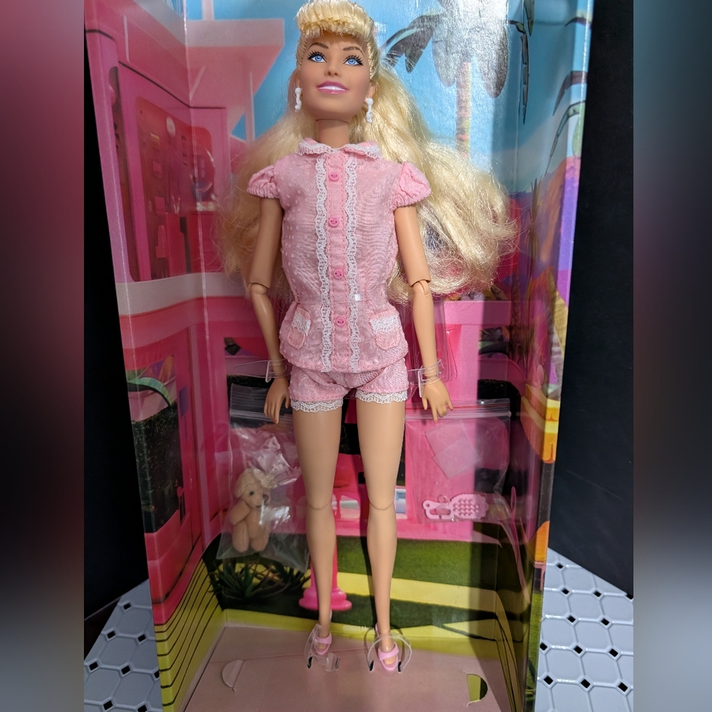 SOLD - Picture 2 of 8